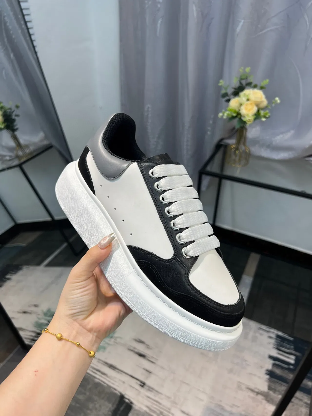 Alexander McQueen Oversized Sneaker White Black Silver Lifestyle Sneakers 5