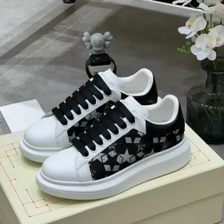 Alexander McQueen Oversized Sneaker White Black Star Jacquard Lifestyle Sneakers