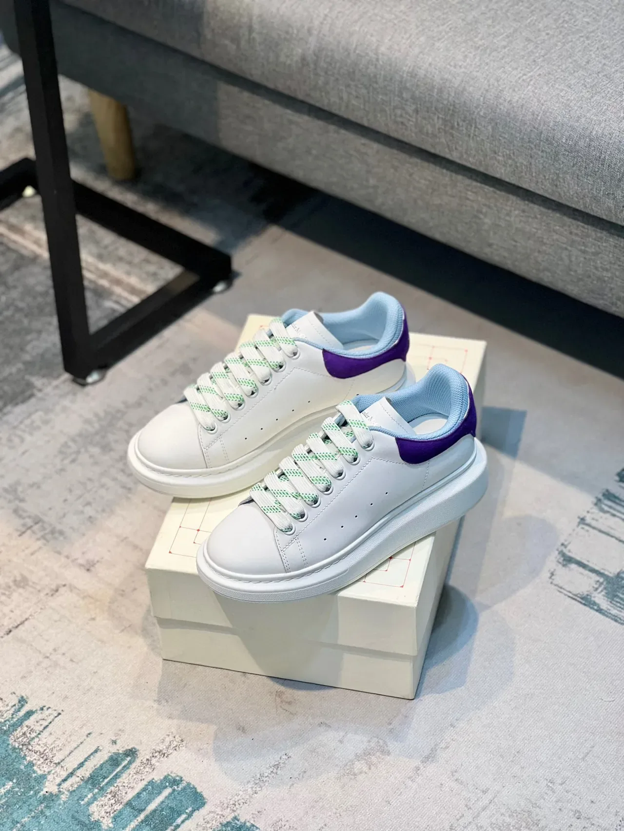 Alexander McQueen Sneakers Oversized Lifestyle Blanc Violet Bleu 7