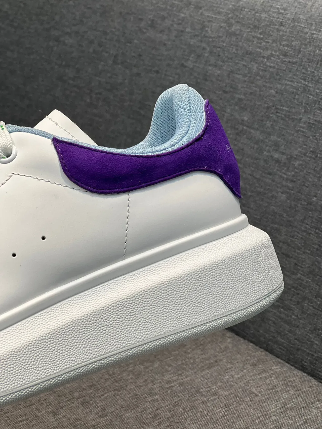 Alexander McQueen Sneakers Oversized Lifestyle Blanc Violet Bleu 8