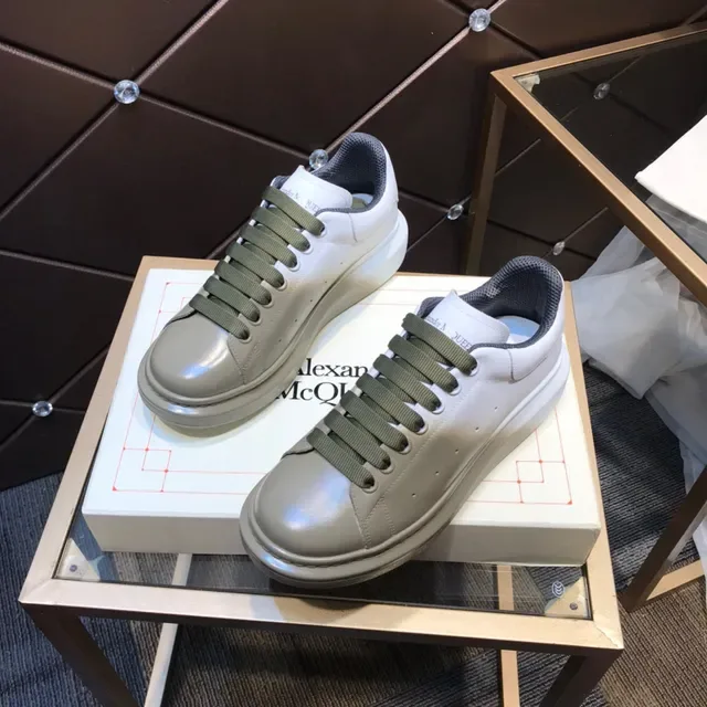 Alexander McQueen Oversized Sneaker White to Olive Gradient Lifestyle Sneakers 8