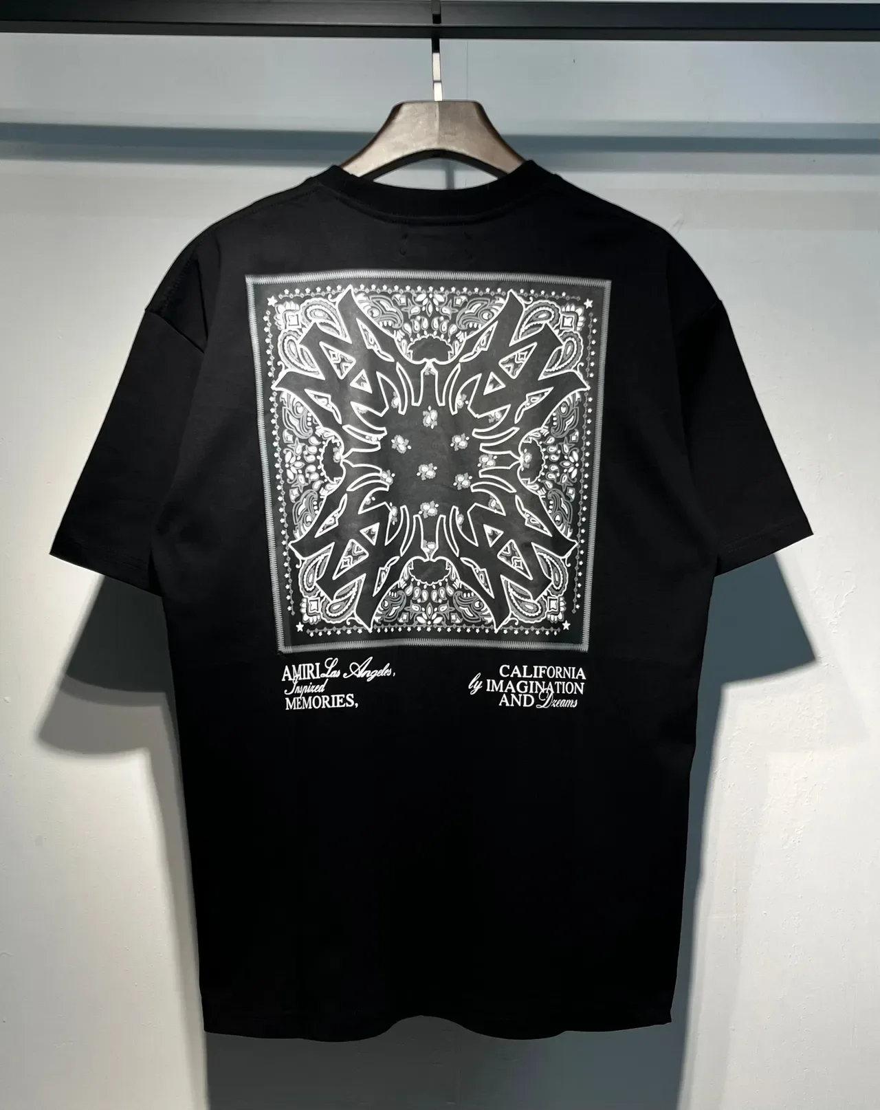 Amiri Bandana Print Graphic T-Shirt 7