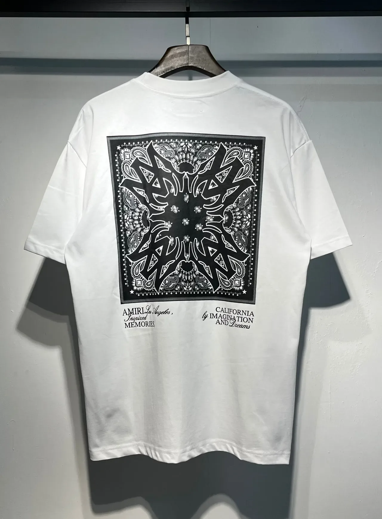 Amiri Bandana Print Graphic T-Shirt 12
