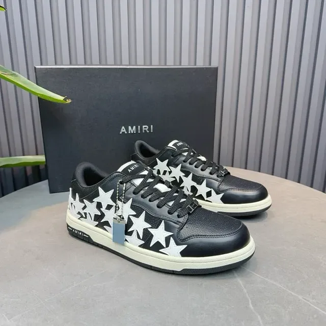 Amiri MA Court impression d'étoiles noir et blanc sneakers lifestyle 5