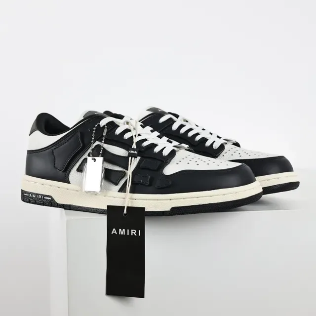 Amiri Skel Top Low Sneakers Lifestyle Noir et Blanc 3