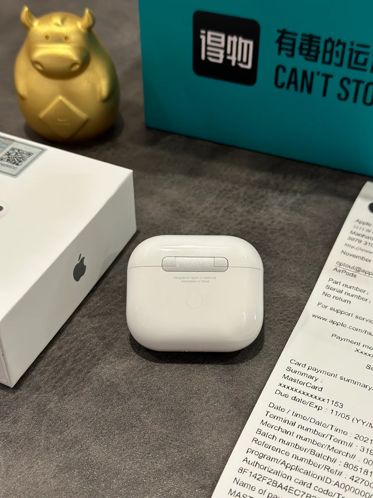 Apple AirPods White Black Stemless Design Glossy Finish TWS Earbuds 2