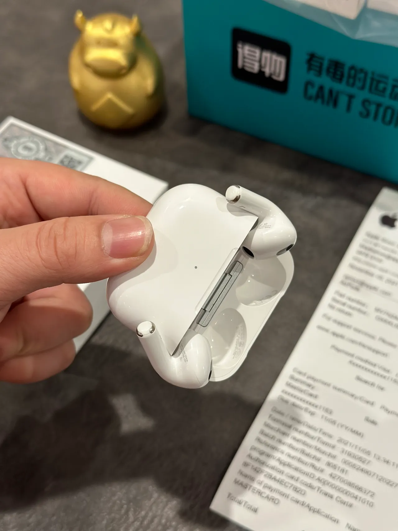 Apple AirPods White Black Stemless Design Glossy Finish TWS Earbuds 8