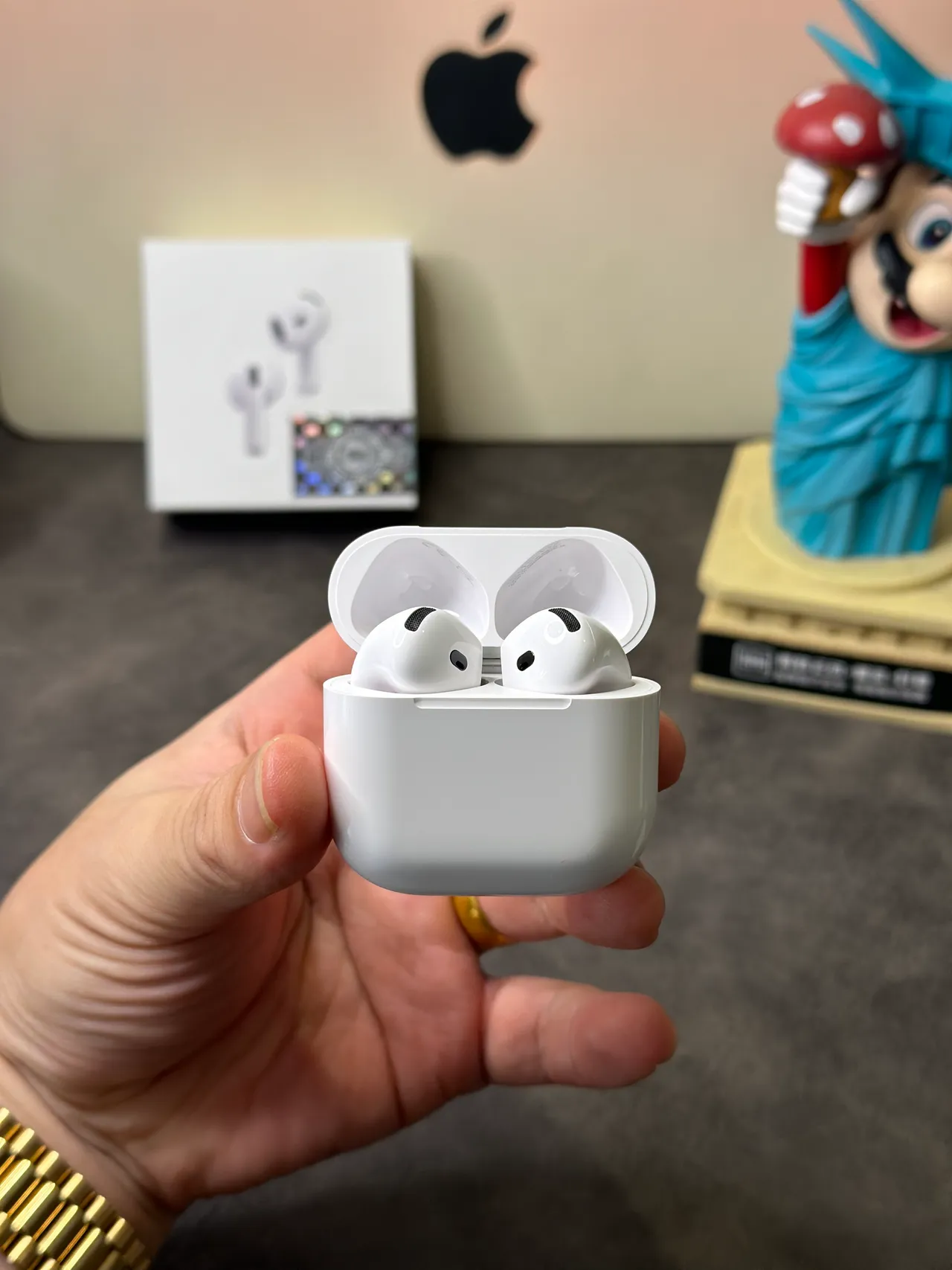 Apple AirPods auriculares TWS blancos estilo tallo acabado mate 8