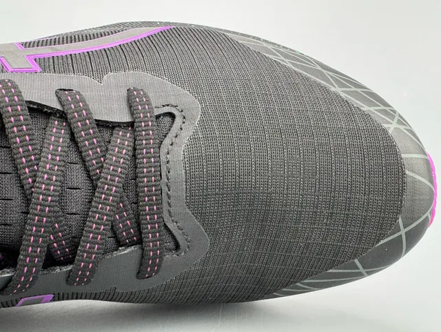 ASICS Gel-Kayano Chaussures de course noires violettes vertes tachetées 7