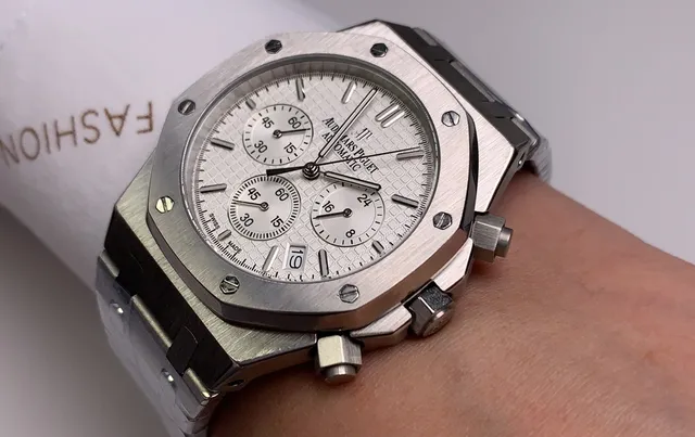Audemars Piguet Royal Oak Offshore Chronograph White Tapisserie Dial Mechanical Watch 4
