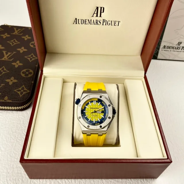 Audemars Piguet Royal Oak Offshore Yellow and Blue Mechanical Watch 3