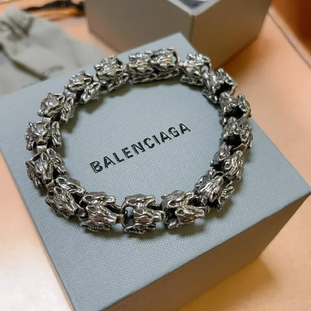 Balenciaga Cabeça de Animal Prata Links Esculpidos Acabamento Oxidado Pulseira 4