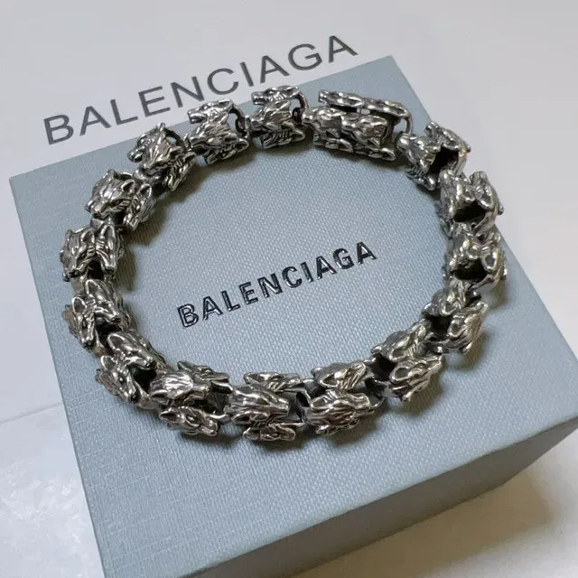 Balenciaga Cabeça de Animal Prata Links Esculpidos Acabamento Oxidado Pulseira 7
