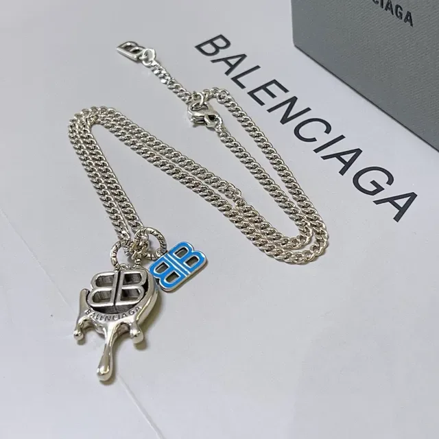 Balenciaga BB Drip Colar Azul Prateado Corrente Curb 3
