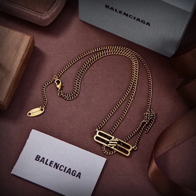 Balenciaga BB Gold Interlocking Clasp Curb Chain Construction Necklace 2