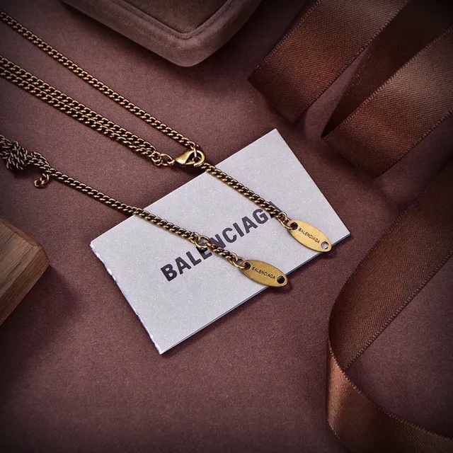 Balenciaga BB Gold Interlocking Clasp Curb Chain Construction Necklace 5