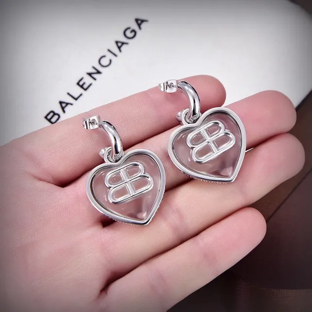 Balenciaga BB Heart সোনা রুপো মনোগ্রামড কানের দুল 3