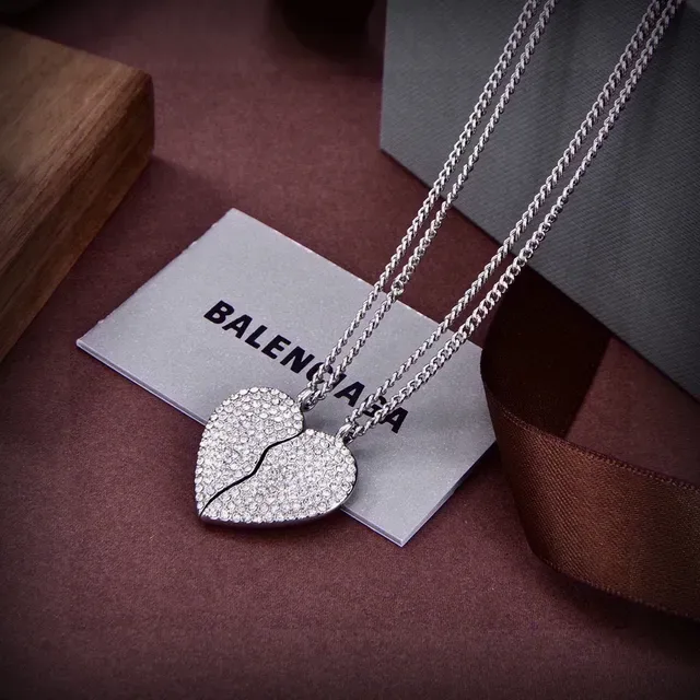 Balenciaga Collier Cœur Brisé Pavé Cristal Doré 8