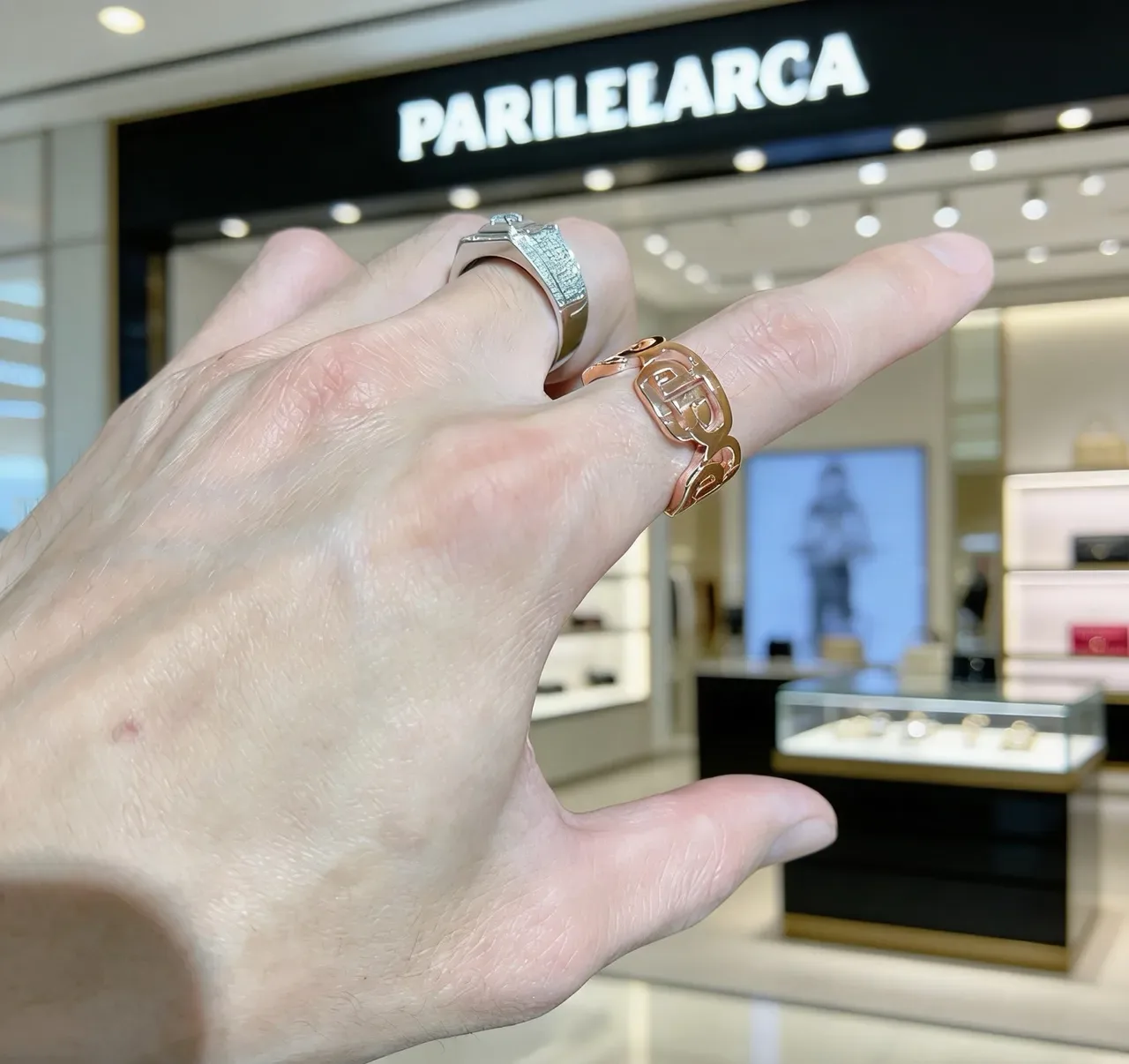 Balenciaga Interlocking Geometric Link Rose-Gold Ring 8