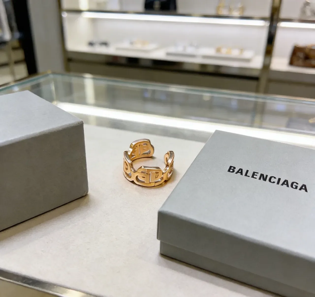 Balenciaga Interlocking Geometric Link Rose-Gold Ring 9