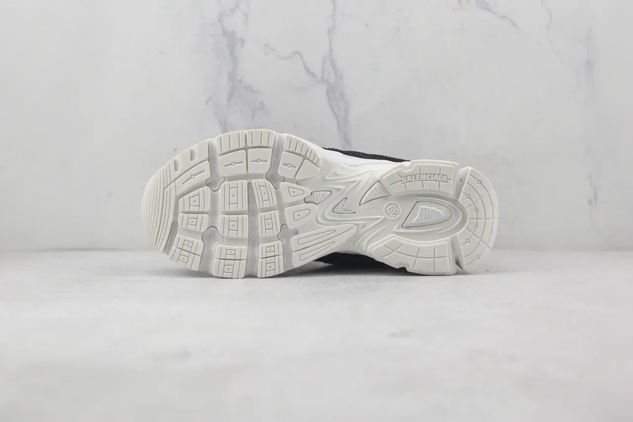Balenciaga Phantom Tênis Chunky Pretos de Malha 8