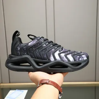 Balenciaga Sneakers Chunky Roxo Preto Sola Esculpida Geométrica Parte Superior Com Impressão Galáctica