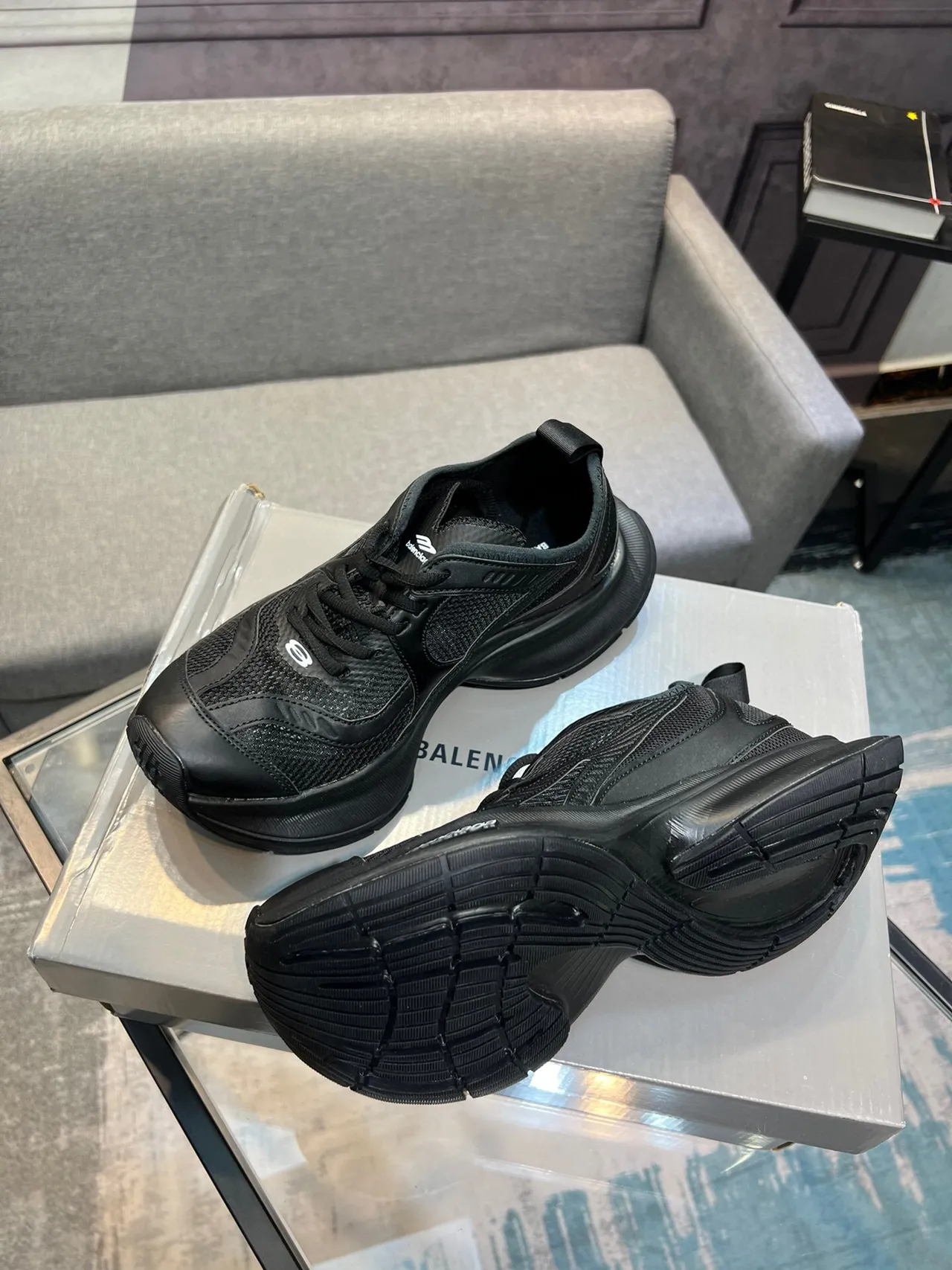 Balenciaga Runner Black Chunky Sneakers 2
