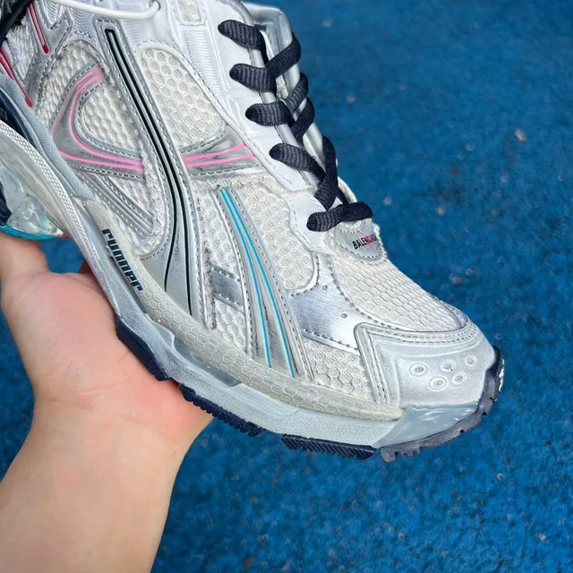 Balenciaga Runner Cinza Claro Rosa Cian Tênis Chunky 3