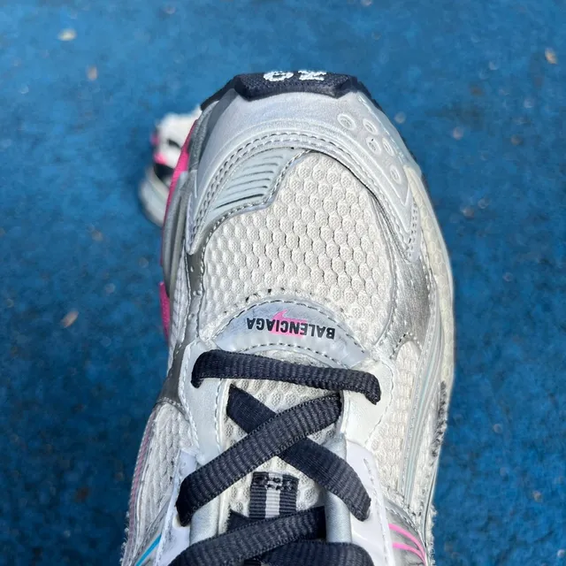 Balenciaga Runner Cinza Claro Rosa Cian Tênis Chunky 4