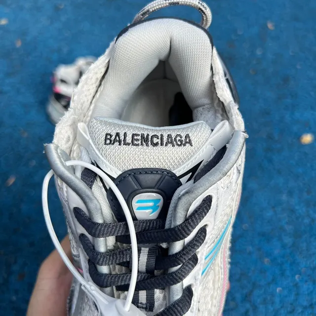 Balenciaga Runner Cinza Claro Rosa Cian Tênis Chunky 5