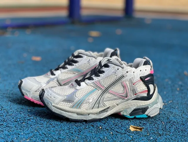 Balenciaga Runner Cinza Claro Rosa Cian Tênis Chunky 10