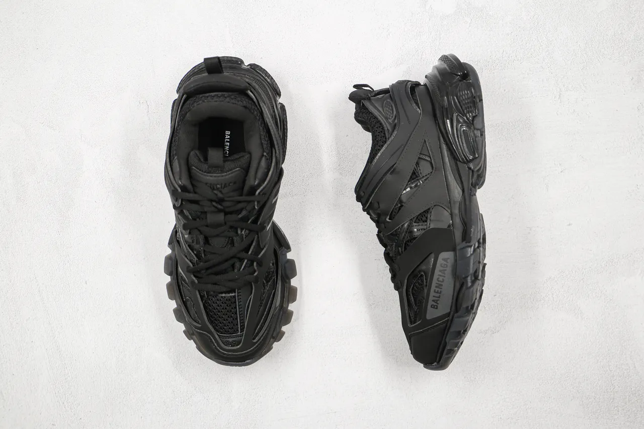 Balenciaga Runner Monochrome Black Chunky Sneakers 8