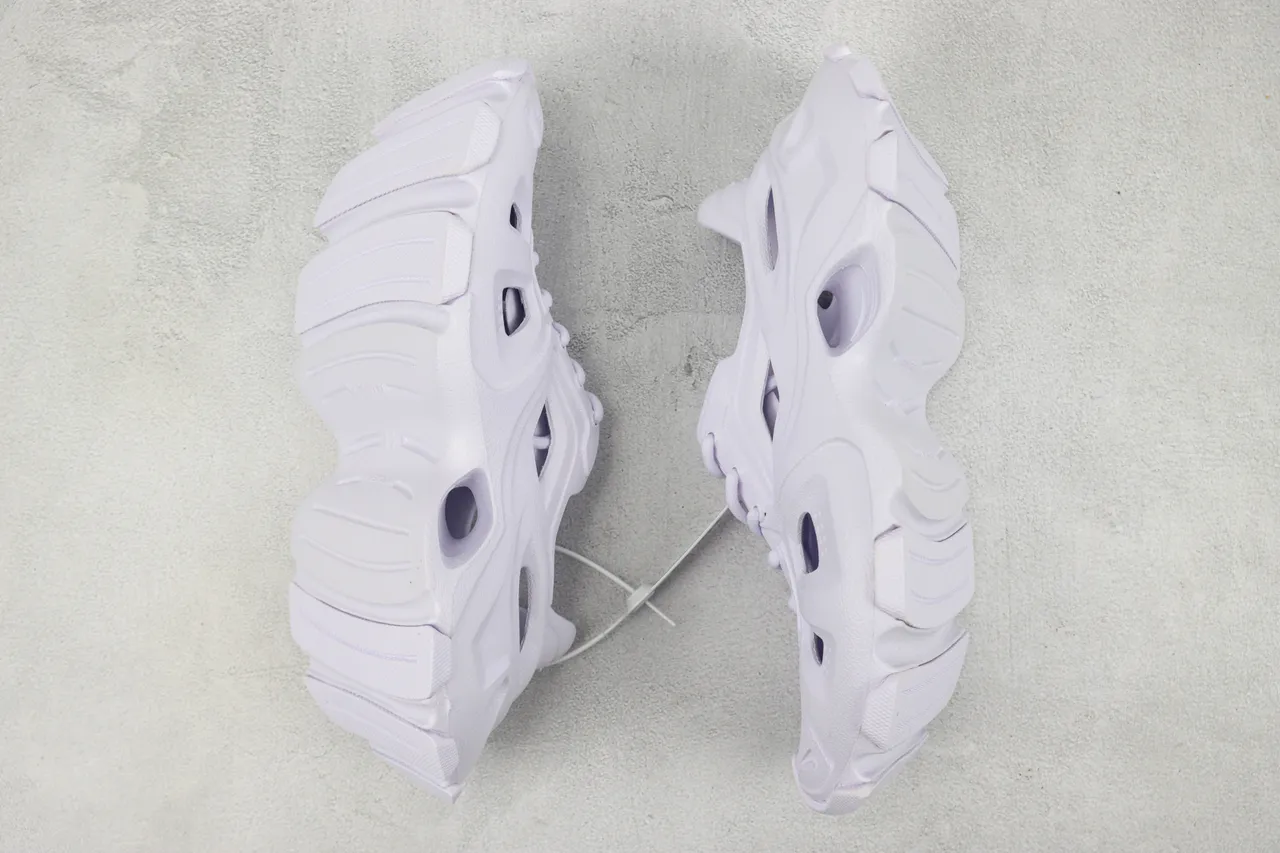 Balenciaga Runner Branco Roxo Construção de Espuma Monolítica Detalhe de Corte Assimétrico Tênis Chunky 2