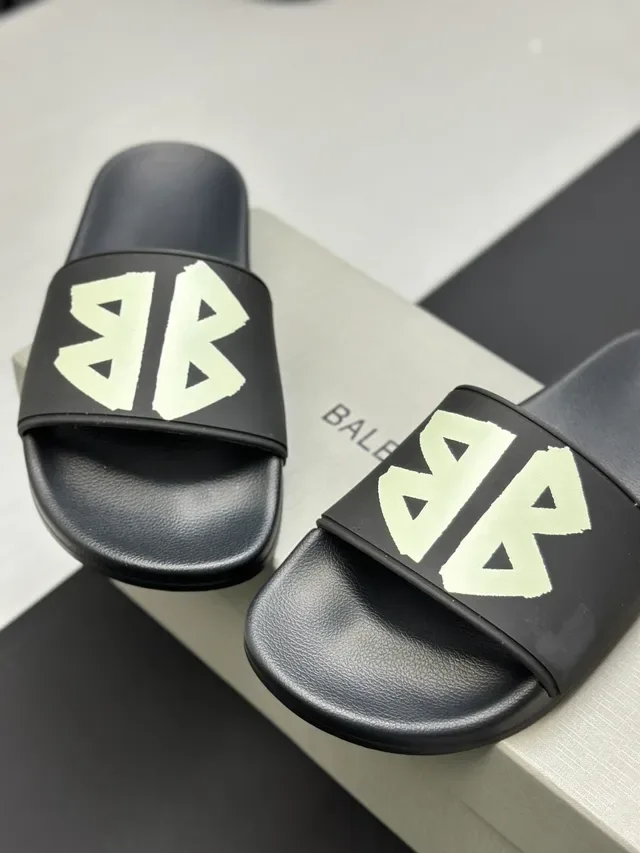Balenciaga Slide Chinelo Rosa Preto Sola Moldada Tirante Simples 6