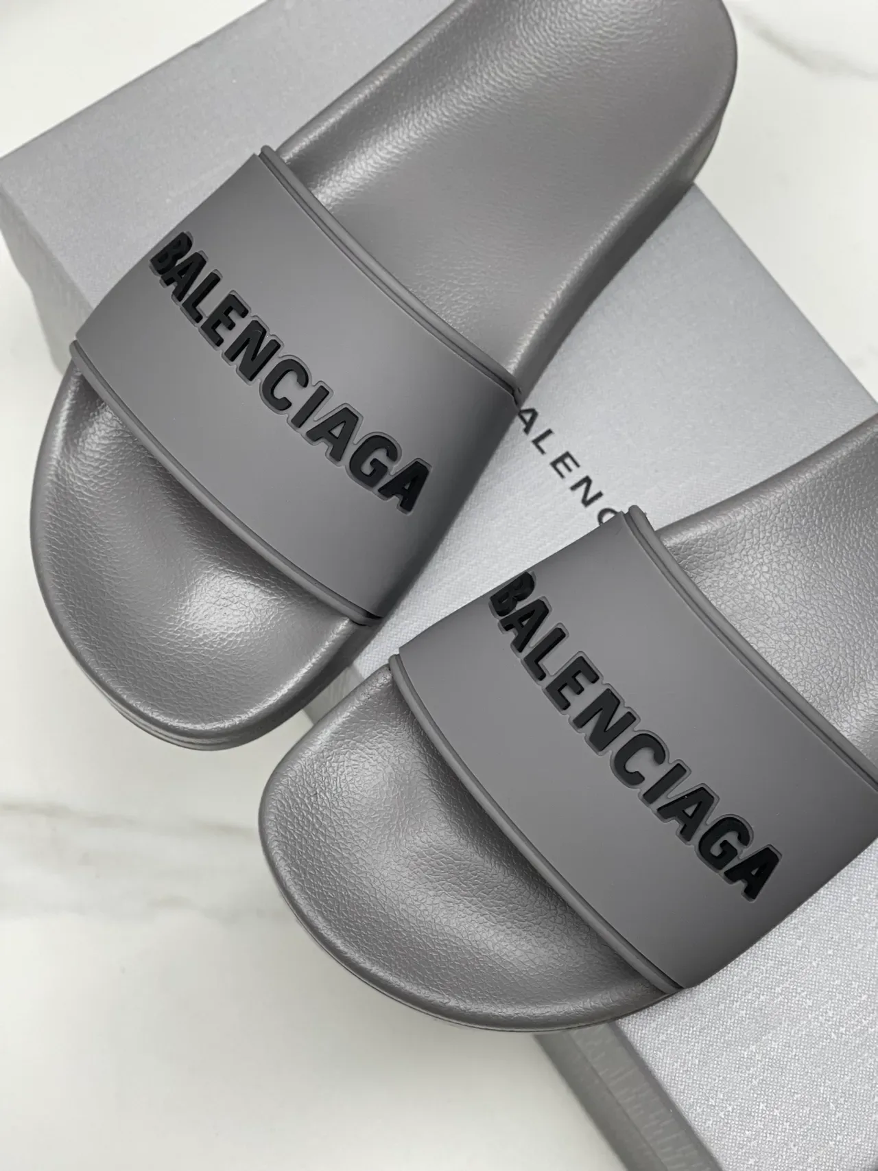 Balenciaga Slide Chinelo Rosa Preto Sola Moldada Tirante Simples 14