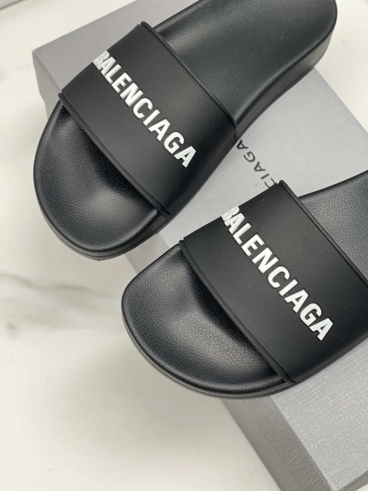 Balenciaga Slide Chinelo Rosa Preto Sola Moldada Tirante Simples 16