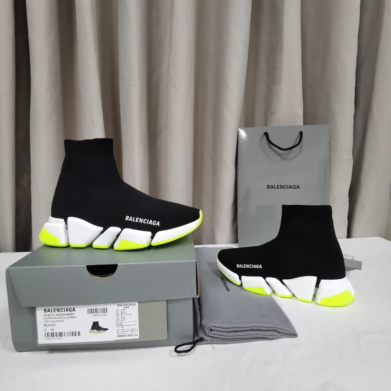 Balenciaga Speed Trainer أسود أبيض أصفر نيون حذاء أسلوب حياة 5
