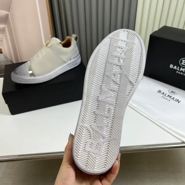 Balenciaga Speed Trainer حذاء رياضي أسلوبي فضي معدني slip-on 3