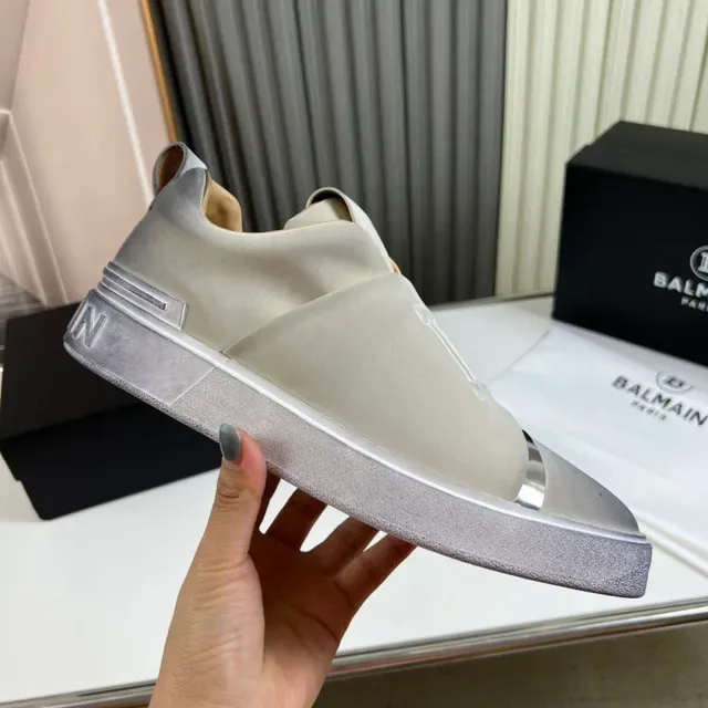 Balenciaga Speed Trainer حذاء رياضي أسلوبي فضي معدني slip-on 5