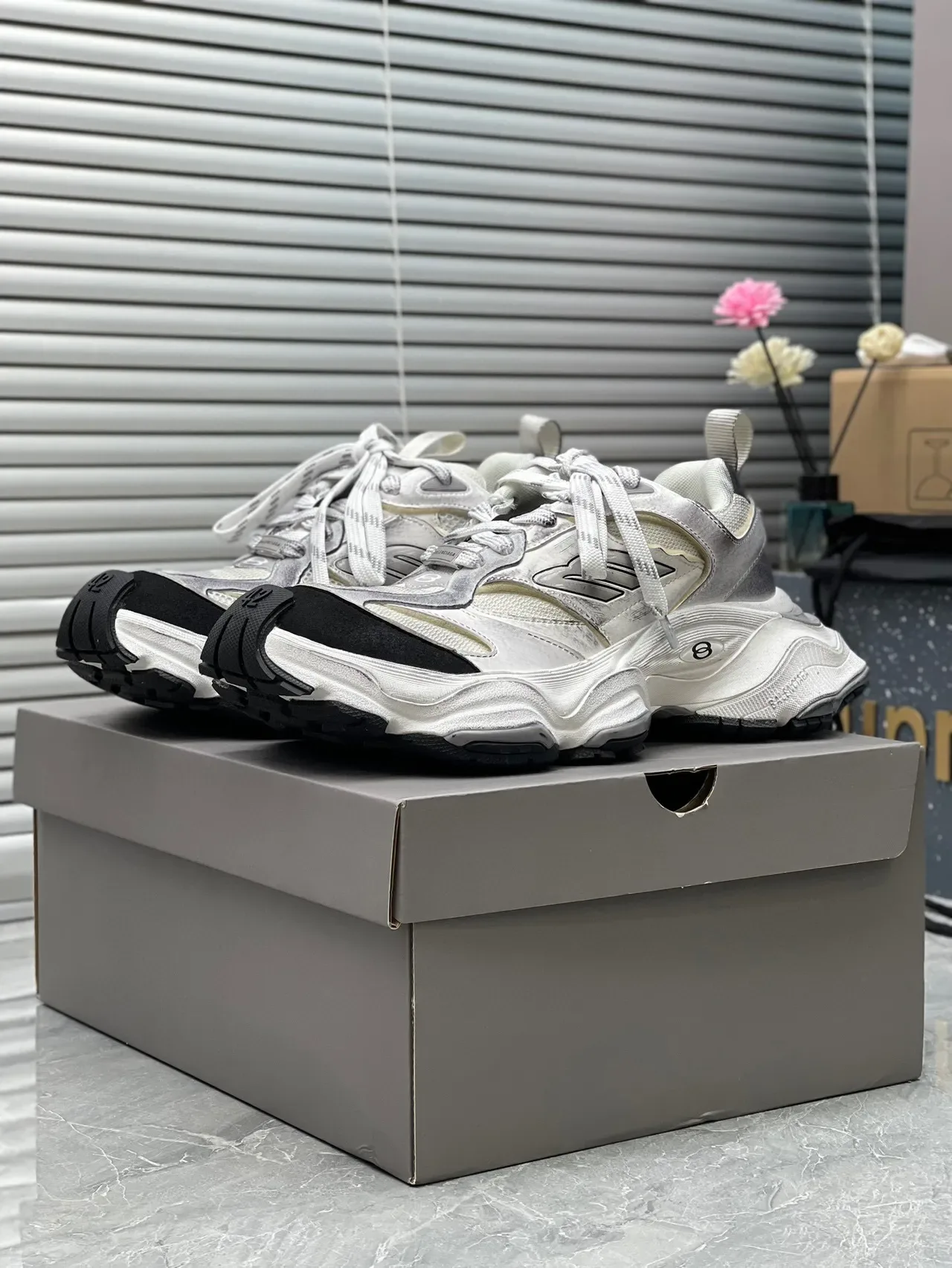 Balenciaga Track Trainer branco prata preto Chunky Sneakers 8