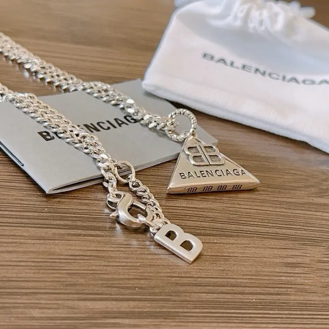Balenciaga Triangle Pendant Silver Curb Chain Necklace 7