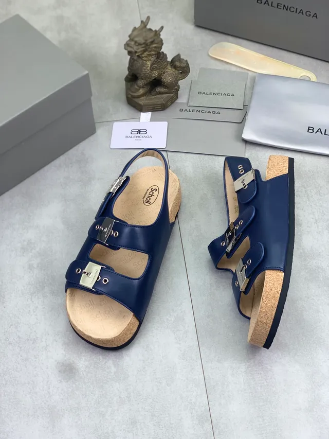 Balenciaga Sandálias Casual de Couro Navy com Três Fivelas 5
