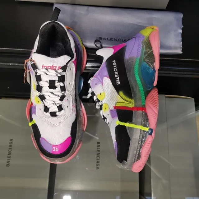 Balenciaga Triple S أحذية متعددة الألوان بقدمية شفافة كومكي 5