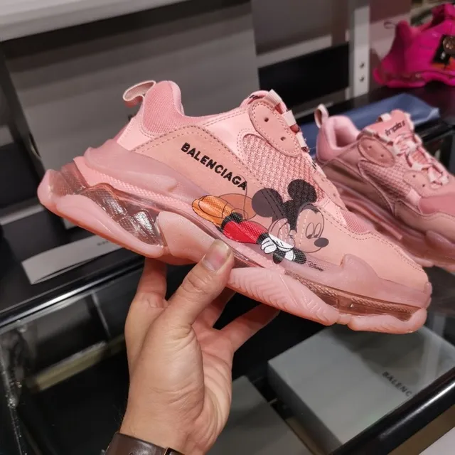 Balenciaga Triple S Runner وردي مايكي ماوس تشانكي سنيكرز 6