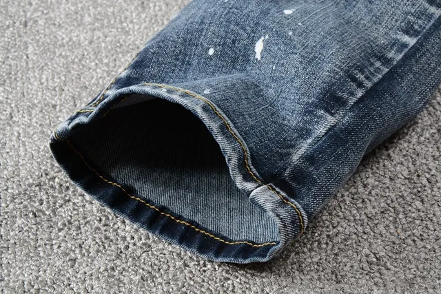Balmain jeans en denim motard inspirés taches de peinture distressed 2