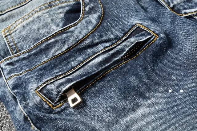 Balmain jeans en denim motard inspirés taches de peinture distressed 10