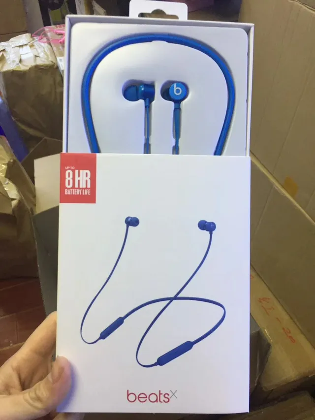 Beats BeatsX Black Blue Neckband Design Angled Earbud Stems Sports Earphones 12