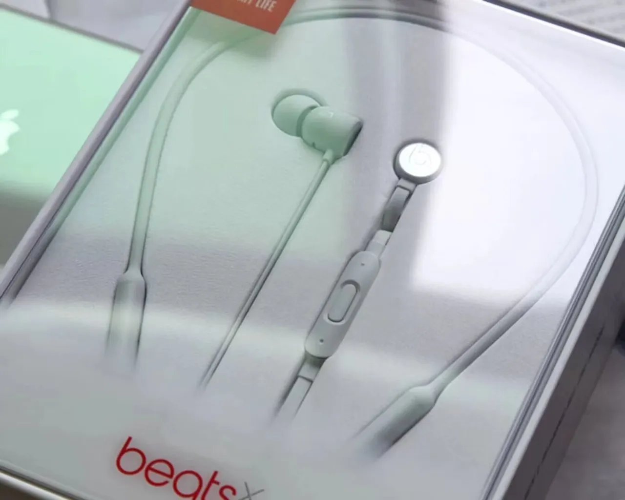 Beats beatsX Black Neckband Design Flexible Cable Sports Earphones 7