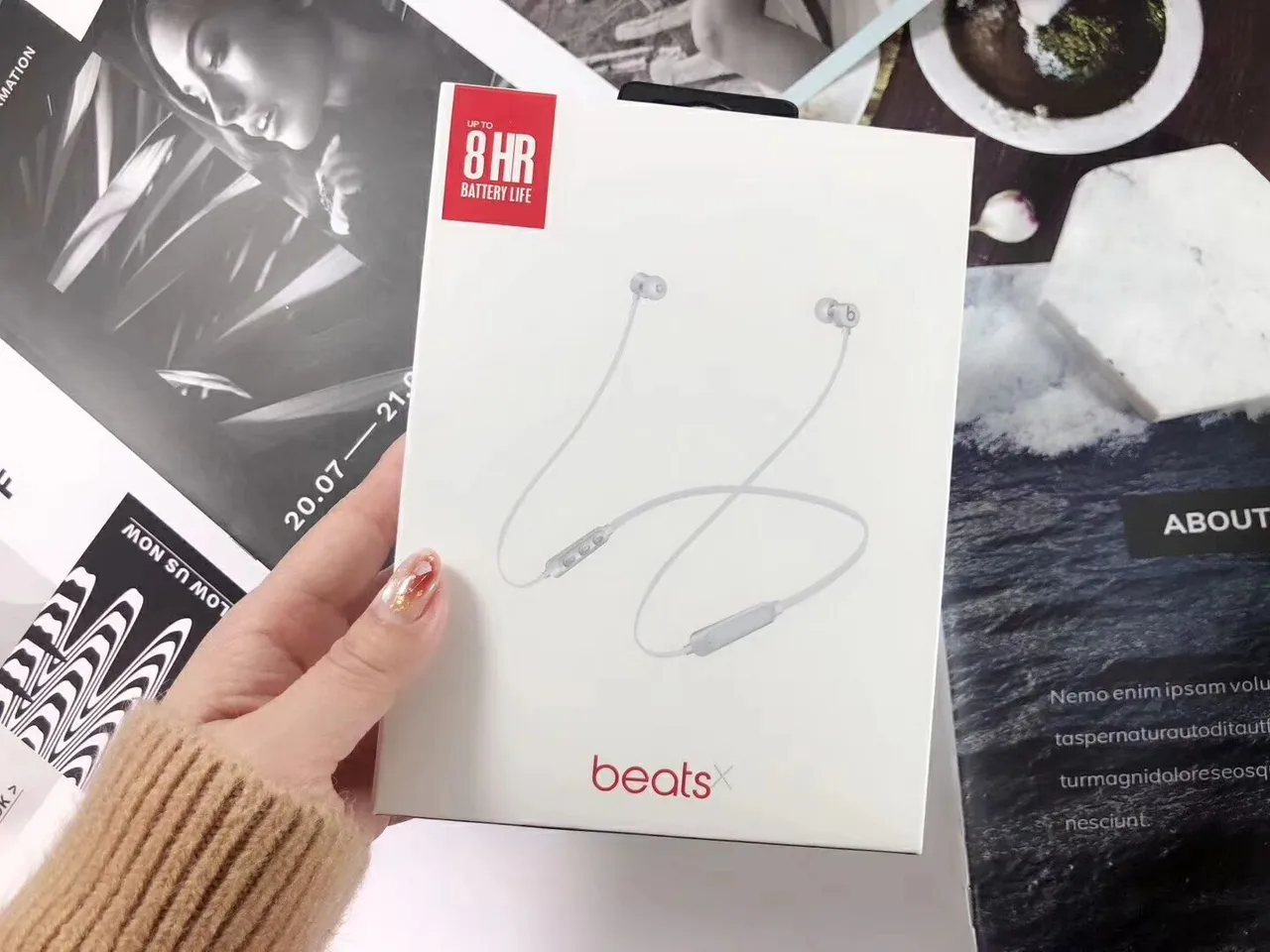 Beats X White Red Neckband Design Flexible Cable Sports Earphones 3