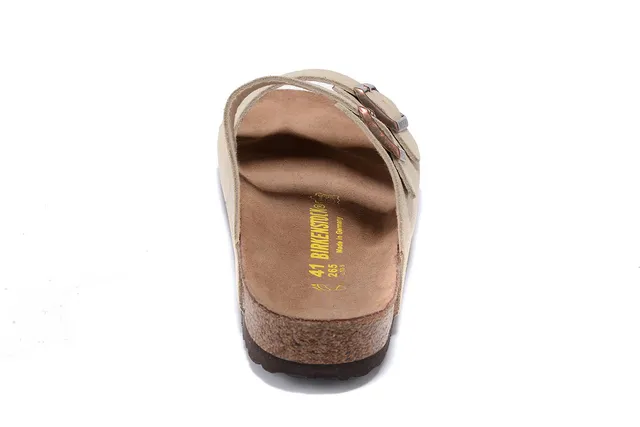 Birkenstock Arizona Sandales Casual à Deux Sangles en Daïm Beige 3